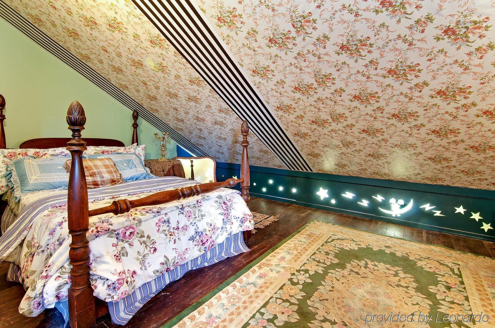 הונולולו Manoa Valley Inn מראה חיצוני תמונה