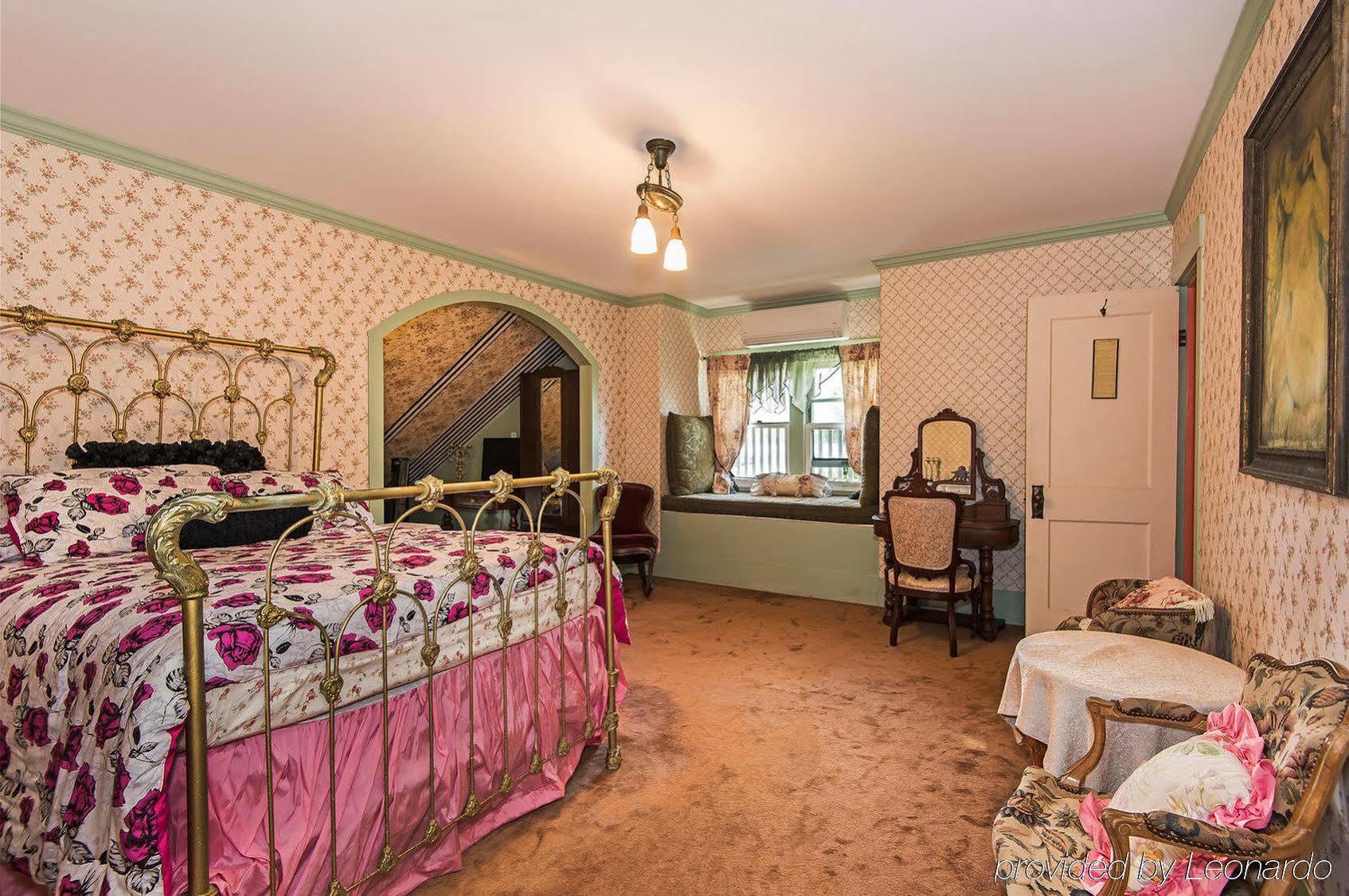 הונולולו Manoa Valley Inn מראה חיצוני תמונה