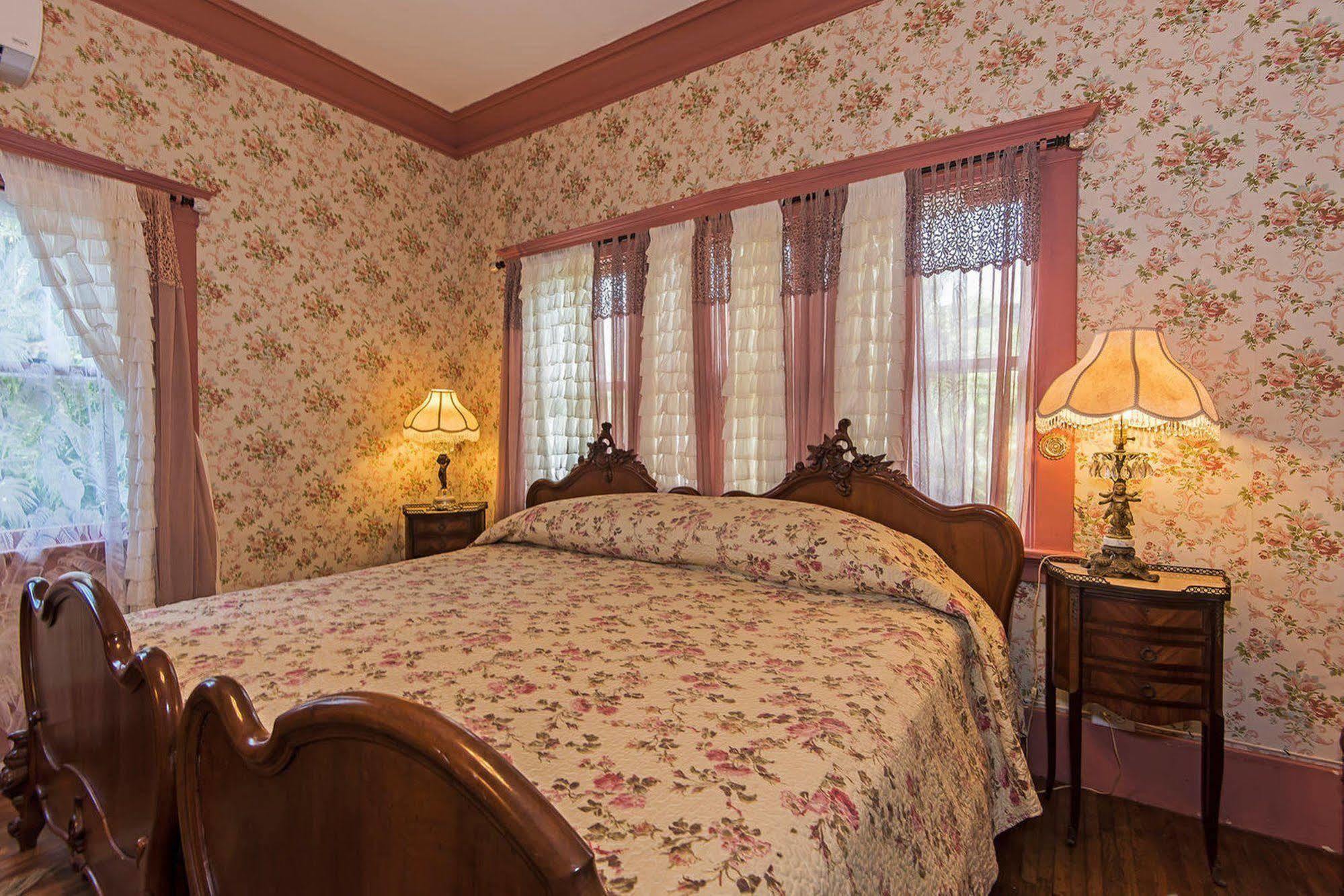 הונולולו Manoa Valley Inn מראה חיצוני תמונה